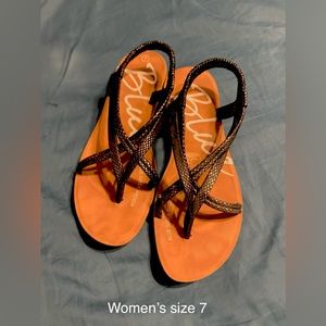 Women’s sandals